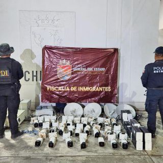 Desmantelan cámaras de seguridad del narco en Chiapas