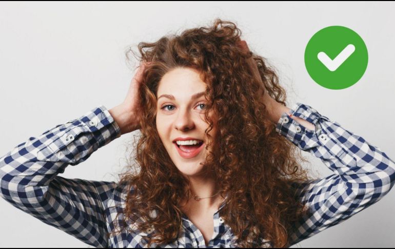 El método curly es una rutina para cuidar y definir el cabello rizado y ondulado.ESPECIAL/Freepik y Canva