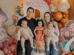 Òscar Alvidrez y Karen Chavira con sus hijos Maximo, Alessa y Lía. GENTE BIEN JALISCO / Cortesía
