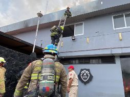 Este miércoles el Secretario de Seguridad del Estado, Juan Pablo Hernández, confirmó el fallecimiento de un elemento de la Policía Estatal, quien intentó ayudar a sofocar un incendio registrado en la sede regional de la Policía del Estado, ubicada en la avenida Revolución. CORTESÍA / UEPCBJ