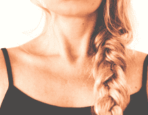 La persona que sufre con frecuencia dolores en su cuello debería primero consultar con un médico especialista. Pixabay.