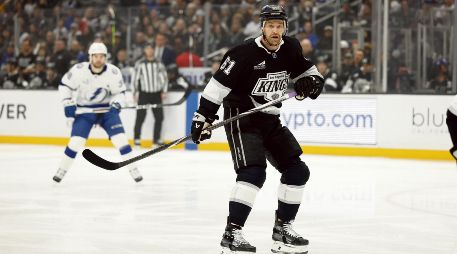 Los Kings y los Flames tenían programado originalmente jugar por la noche en la Crypto.com Arena. AFP/R. Martínez