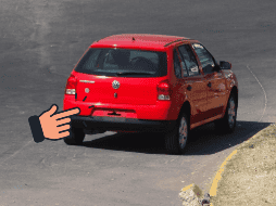 Evita las multas por no portar placas. EL INFORMADOR / ARCHIVO