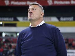 Óscar García Junyent. Chivas estrenará en el arranque del torneo a su cuarto director técnico en dos años. IMAGO7