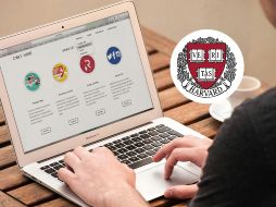 Los cursos están diseñados para ser accesibles a todos, sin horarios específicos y sin necesidad de cumplir con estrictos requisitos académicos.ESPECIAL/HARDVARD UNIVERSITY/PEXELS Y CANVA