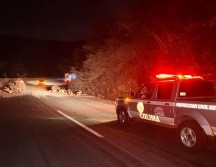 Autoridades llamaron a los conductores que transitan por la zona a extremar precauciones. X/PC_Colima