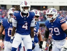 James Cook comandó una ataque terrestre colectivo de los Bills de más de 200 yardas. AFP