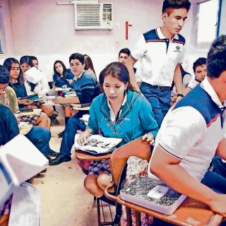 Crearán 200 mil plazas para estudiantes de bachillerato