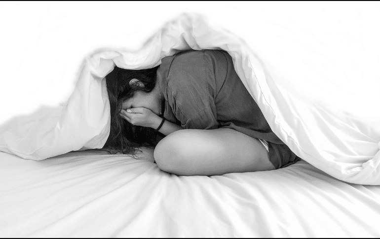 El estado de ansiedad provoca que la mente vaya a un ritmo acelerado y preste atención a múltiples cosas a la vez como un cúmulo de preocupaciones. ESPECIAL/Imagen de María Prieto en Pixabay