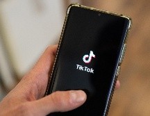 Estados Unidos sostiene que TikTok permite al gobierno de China recopilar datos y espiar a los usuarios y es un canal para difundir propaganda. AFP / ARCHIVO