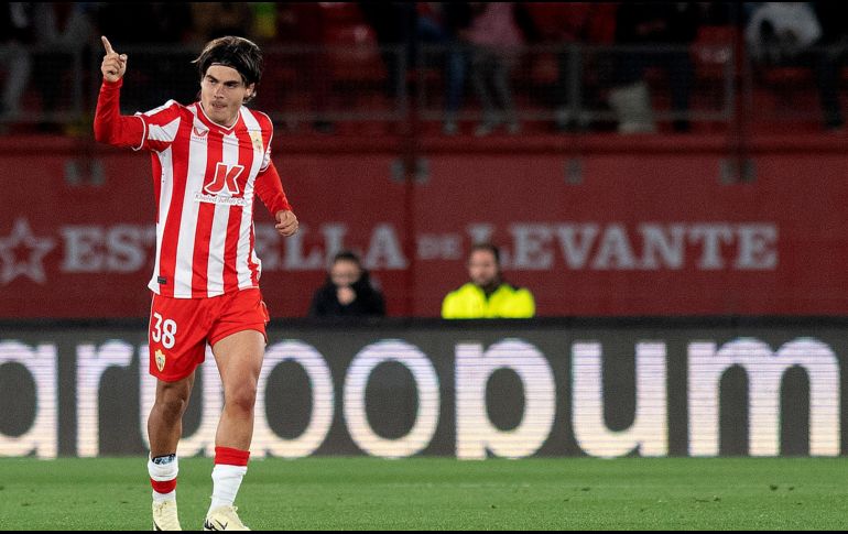 Luka Romero Bezzana es un futbolista argentino que nació en el estado de Durango, en México, y que juega como extremo derecho o medio. AFP / ARCHIVO