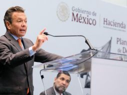 El gobernador de Jalisco, Pablo Lemus Navarro, aprovechó para presentar a las autoridades federales los proyectos prioritarios para Jalisco, entre ellos, por ejemplo, la Línea 5 del “transporte público”. X / @PabloLemusN
