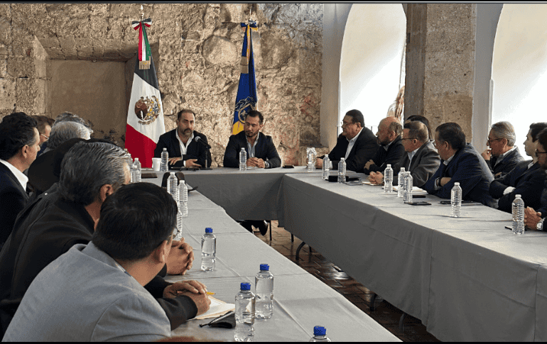 En dicha reunión también acordaron impulsar estrategias para fortalecer la Denominación de Origen del tequila. CORTESÍA.