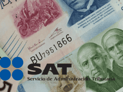 En la página oficial del SAT existe un micrositio donde puedes hacer una simulación de tu declaración anual. Unsplash / Canva