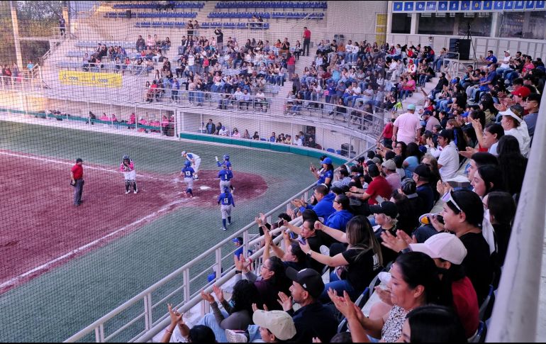 La esencia y el brillo del Estadio Panamericano de Sóftbol regresaron con la restauración que se le realizó en sus interiores. CORTESÍA/ CODE Jalisco.