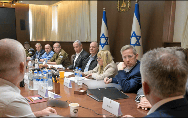 Tras ligeras tenciones en las negociaciones, la Oficina de Netanyahu confirmó que la liberación e intercambio de rehenes comenzará el domingo. EFE/ Koby Gideon/Oficina Primer Ministro de Israel