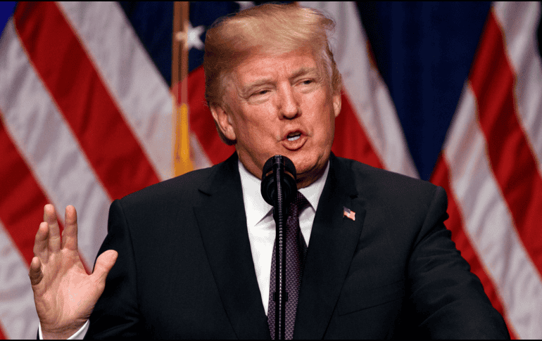 Donald Trump seguirá el ejemplo del presidente Reagan en su segunda toma de posesión. AP / ARCHIVO