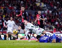 Camilo Vargas cometió penal sobre James Rodríguez al minuto 77. IMAGO7/S. Laureano