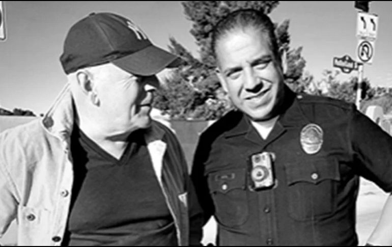 A través de la cuenta de su esposa, la modelo y empresaria Emma Heming, se compartió un conmovedor video en el que Willis expresa su agradecimiento a algunos de los socorristas. ESPECIAL / IG @emmahemingwillis