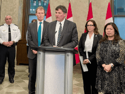 El ministro de Finanzas canadiense, Dominic LeBlanc, señaló que el país está completam. X/@DLeBlancNBente listo para responder