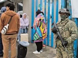 Autoridades, empresarios e instituciones académicas le extienden la mano a los connacionales que sean repatriados. Garantizan techo y comida, así como asistencia psicológica, legal y empleo con prestaciones de ley. AFP/Q. Blanco