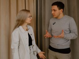 Una relación saludable debe basarse en el respeto mutuo, la comunicación abierta y el apoyo emocional. CANVA