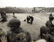 Durante su primer mandato, Donald Trump ordenó construir un muro en la frontera con México. AP / ARCHIVO