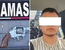 La dependencia tapatía recibió un reporte al número de emergencia del 911, sobre varios sujetos que presuntamente desmantelaban un vehículo estacionado. ESPECIAL / POLICÍA DE GUADALAJARA