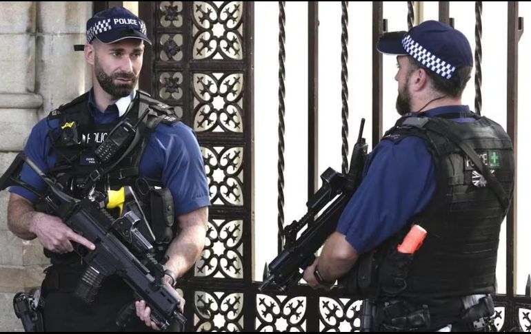 Cinco personas fueron heridas con un arma punzocortante el jueves en el sur de Londres, informó el servicio de ambulancias de la capital británica. AP/ARCHIVO