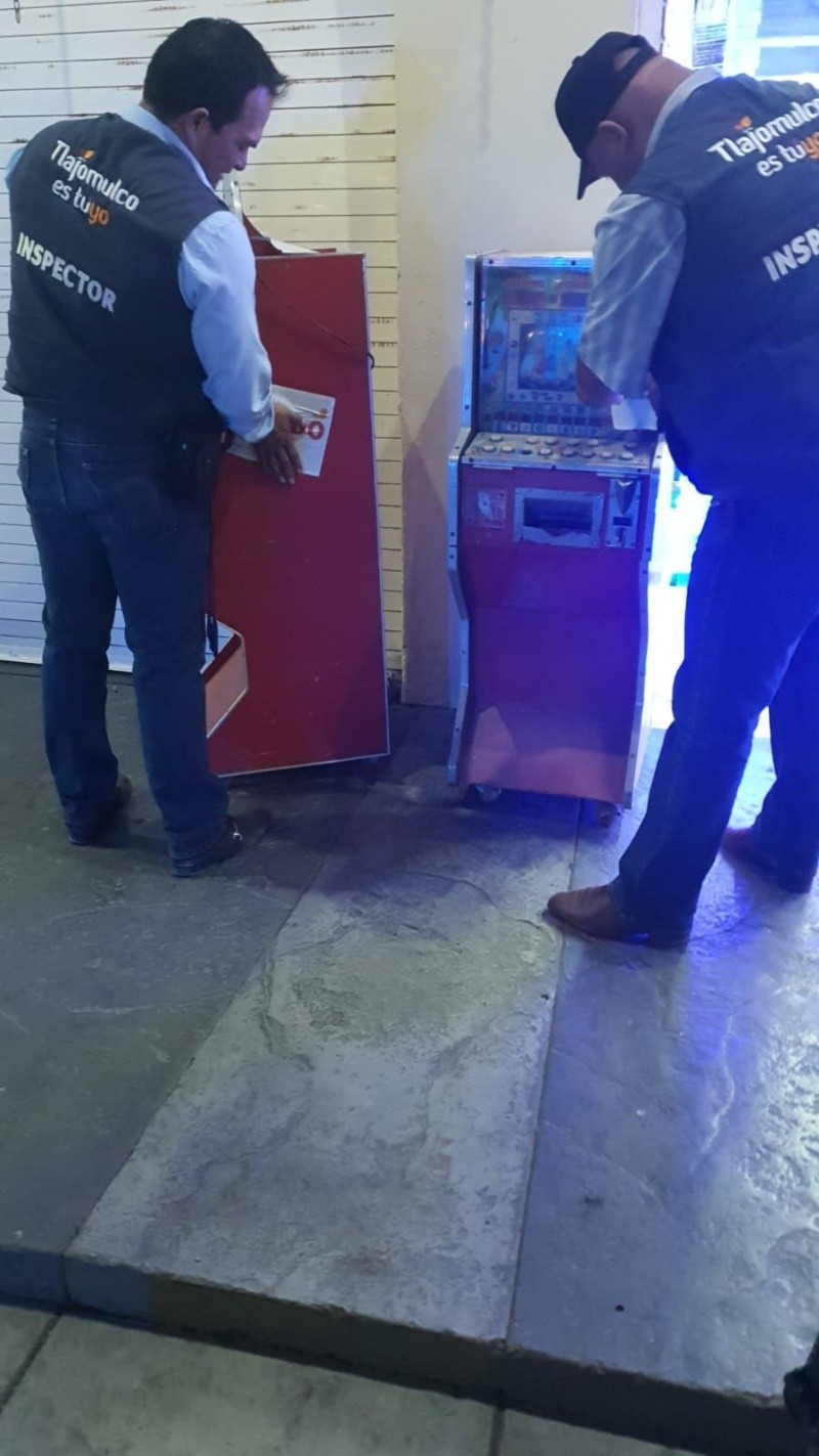  inspectores de la Dirección de Inspección y Vigilancia del Gobierno de Tlajomulco llevaron a cabo el operativo. ESPECIAL 