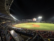 Tras dos emocionantes enfrentamientos, Charros de Jalisco y Tomateros de Culiacán llegan empatados a un triunfo por equipo, lo que promete un partido lleno de intensidad y grandes jugadas. INSTAGRAM / @charrosbeisbol