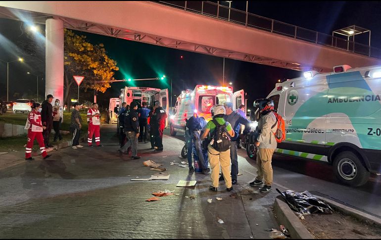 Los hechos ocurrieron en la parada del Macrobús. EL INFORMADOR/J. Velazco.