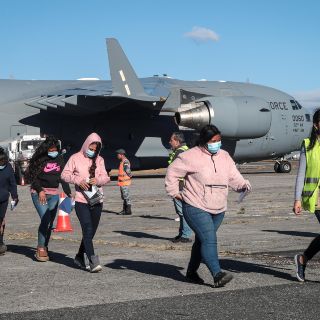 Uso de aviones militares para deportar será “cotidiano”: EU