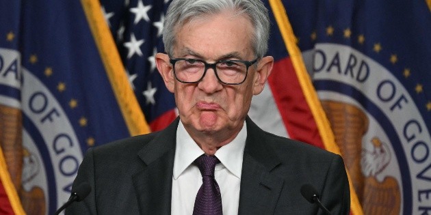 La Fed deja sin cambios las tasas de interés bajo el mando de Trump ...