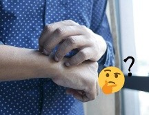 Aliviar la comezón razcando la zona empeora los síntomas y ralentiza la curación. ESPECIAL / Pexels y Canva