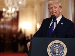 El presidente impuso una tarifa del 25% sobre las importaciones de México y Canadá y del 10% sobre los productos provenientes de China. EFE