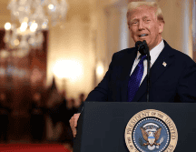 El presidente impuso una tarifa del 25% sobre las importaciones de México y Canadá y del 10% sobre los productos provenientes de China. EFE