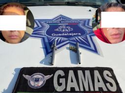 Dos personas fueron detenidas en la colonia Miravalle con armas hechizas. ESPECIAL / Policía de Guadalajara