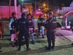 Aunque los agentes intentaron repeler la agresión, al menos dos policías municipales resultaron heridos, además de la mujer elemento quien perdió la vida tras el ataque. ESPECIAL