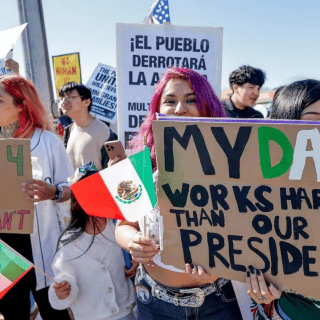 Un día sin Latinos en EU: Llaman a protestar tras las nuevas políticas de deportación masiva