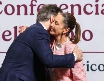 A la Presidenta la acompañó  Marcelo Ebrard, Juan Ramón de la Fuente y la asesora Altagracia Gómez Sierra; equipo que formó parte de las negociaciones con el presidente Trump. SUN / Axel Sánchez / RDB.