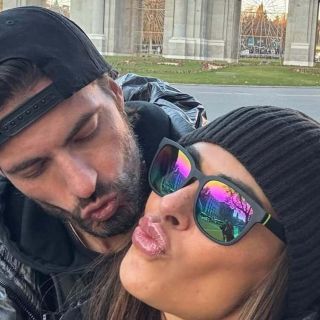 Galilea Montijo e Isaac Moreno derrochan amor en París