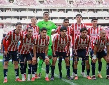 No ha existido una sola alineación repetida desde el inicio de la gestión de Óscar García en Chivas. IMAGO7.