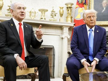 Esta es la primera vez que Trump se reúne con un mandatario extranjero, durante su segunda administración. EFE / S. Thew