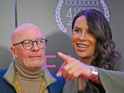 El director francés Jacques Audiard y la actriz española Karla Sofía Gascón posan en la alfombra roja de la presentación de prensa de “Emilia Pérez” en Bogotá, cuando aún tenían una buena relación. AFP