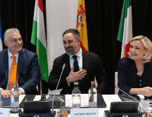 Santiago Abascal, presidente de VOX recibe a miembros del partido Patriots entre los que se cuentan el primer ministro húngaro, Viktor Orbán, y la presidenta de Agrupación Nacional, Marine Le Pen. EFE/G. Sánchez.