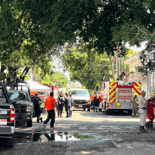 Explosión por acumulación de gas destruye vivienda en Guadalajara