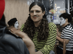 La directora afirmó que parte de dichos ingresos serán donados. YouTube/@camiileo2131