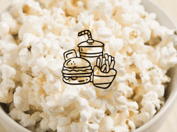 A pesar de que algunos complejos cinematográficos han colocado anuncios señalando que está prohibido ingresar con alimentos del exterior, la Profeco ha aclarado que esta restricción no tiene validez legal. CANVA