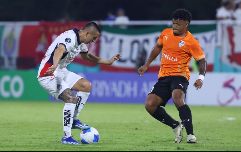 Las Chivas están urgidas de sacar una victoria sin complicaciones. X/ @Chivas.